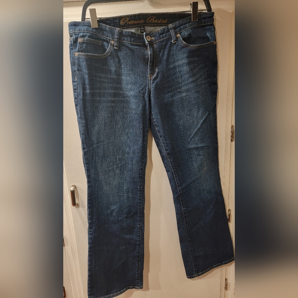 Gap Premium Bootcut Jeans Size 14/32R